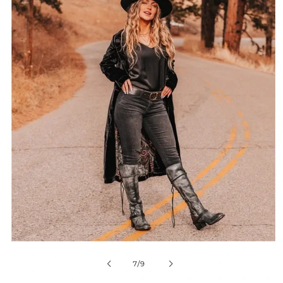 Freebird Stylish Gray Leather Knee-High Boots worn only a few times - Picture 4 of 9